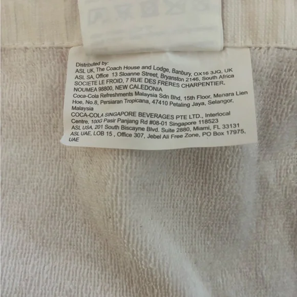 Coca-Cola FIFA World Cup Russia 2018 Beach Towel Collectible Flaws Shown-Review - Picture 3 of 12